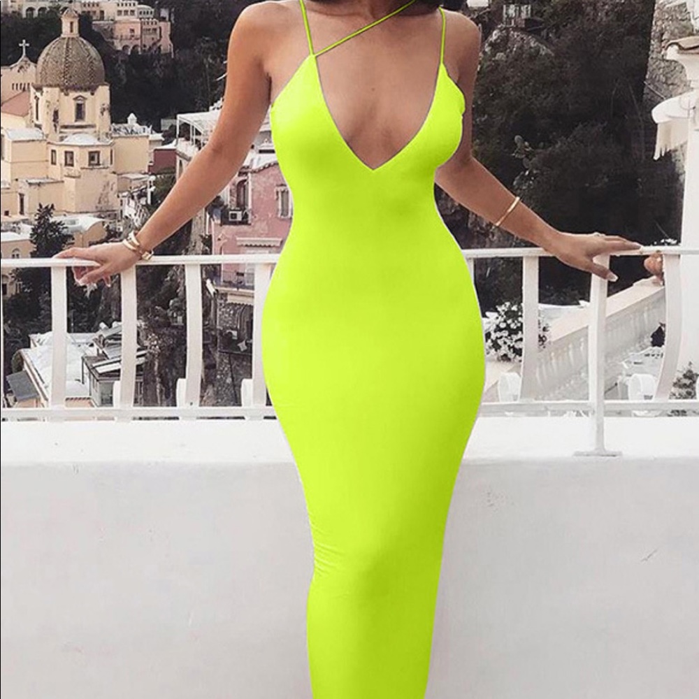 Cross strap bodycon dress